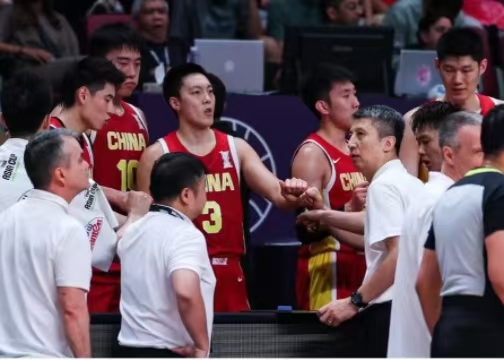 《體壇》分享丨6年的黑暗過(guò)去了，中國(guó)男籃從未感覺(jué)這么好