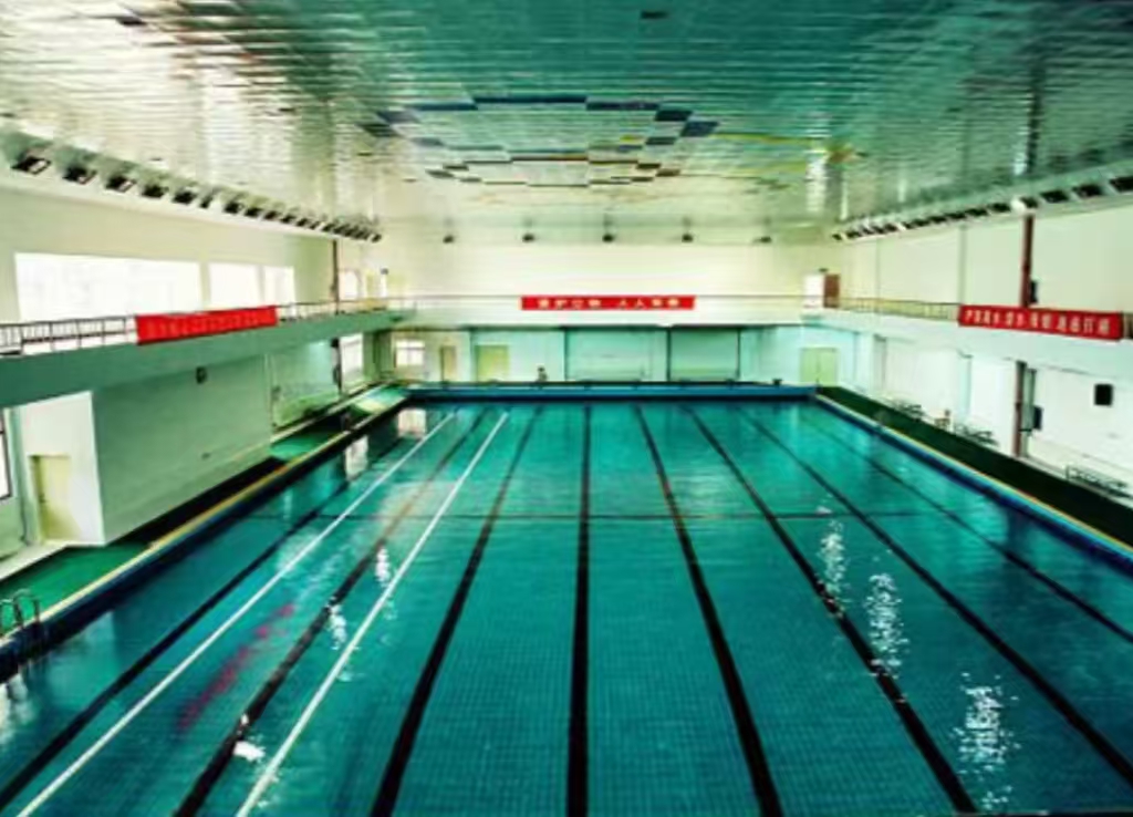 湖北武漢海軍工程大學(xué)游泳館